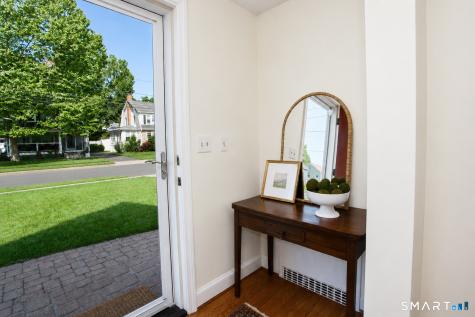 52 Clifton Avenue West Hartford CT 06107