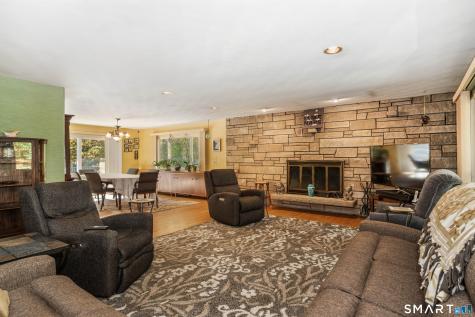 110 Natchaug Drive Glastonbury CT 06033