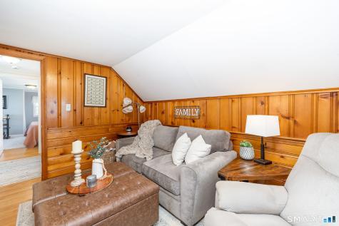 19 Baldwin Street West Hartford CT 06110