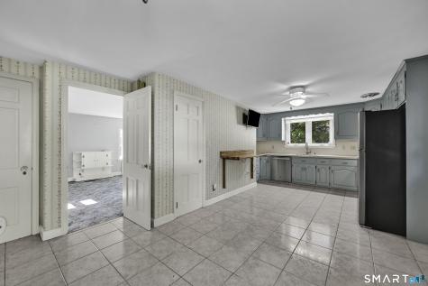 161 Red Stone Hill Plainville CT 06062