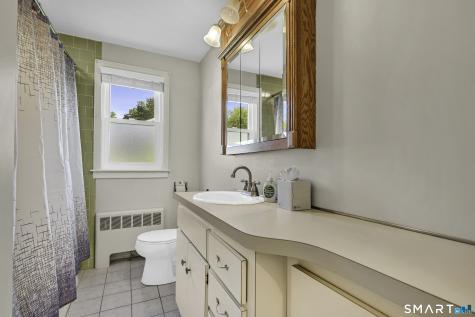 161 Red Stone Hill Plainville CT 06062