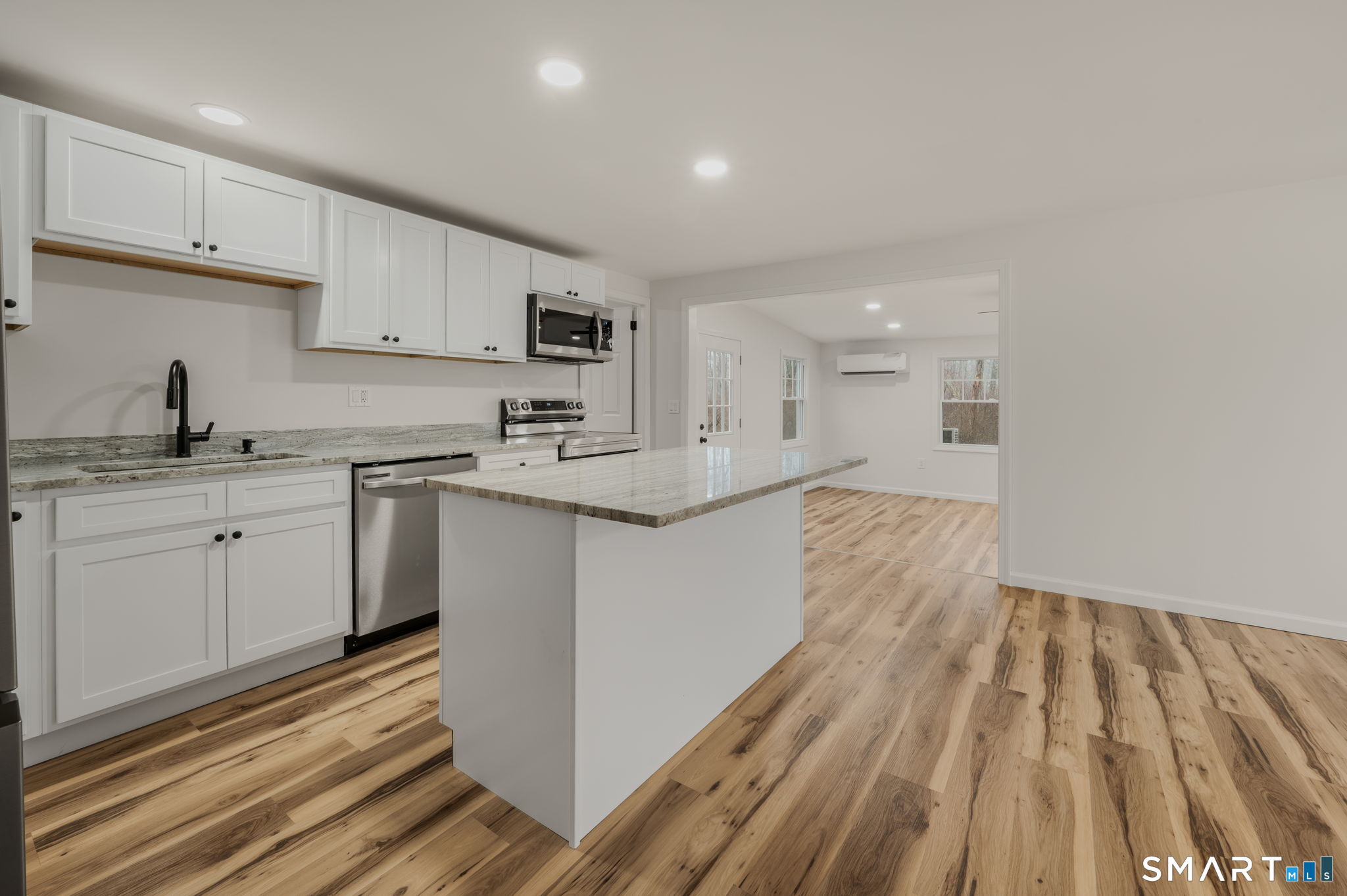 153 Meeting House Lane Ledyard CT 06339