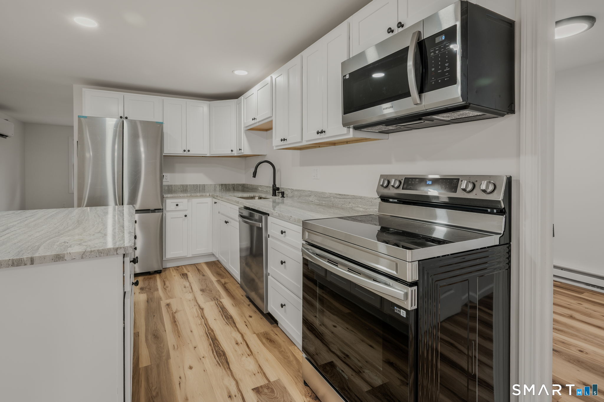 153 Meeting House Lane Ledyard CT 06339