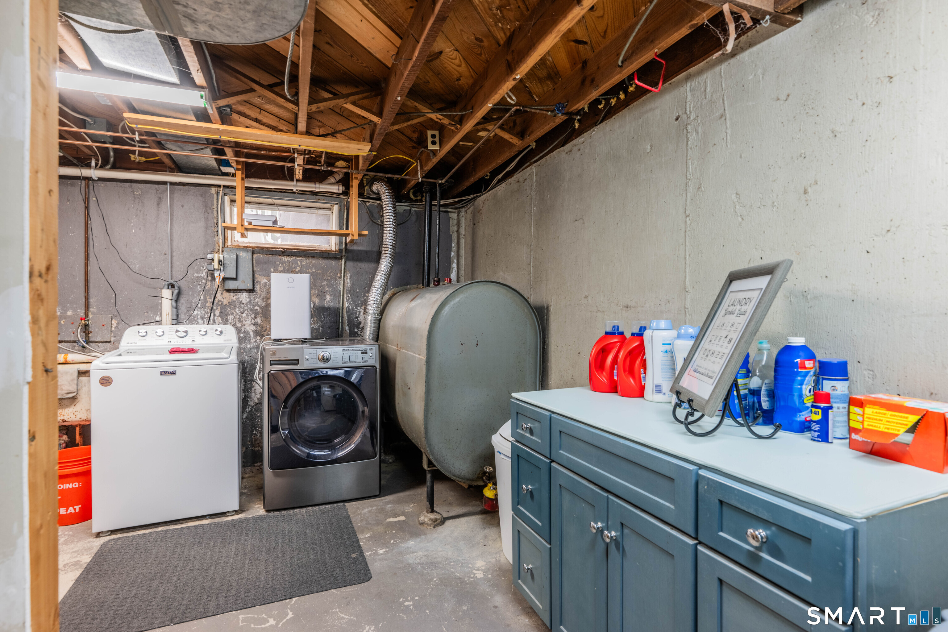 65 East Hill Road Canton CT 06019