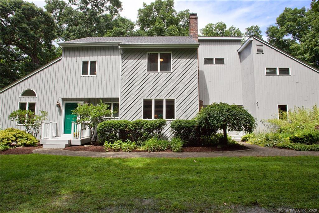 2 Oakhurst Road Simsbury CT 06070