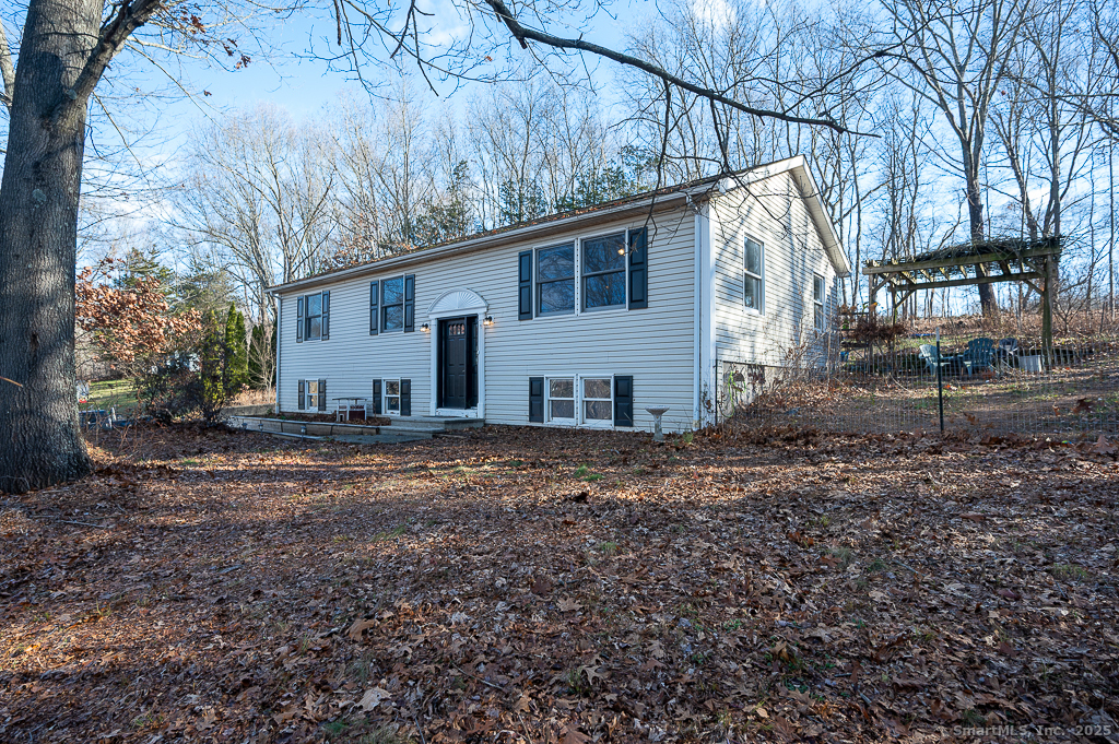 437 Somers Road Ellington CT 06029