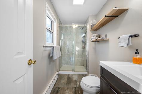 437 Somers Road Ellington CT 06029