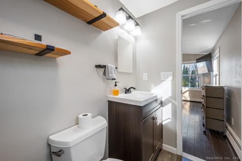 437 Somers Road Ellington CT 06029