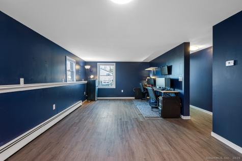 437 Somers Road Ellington CT 06029