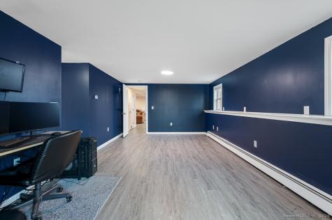 437 Somers Road Ellington CT 06029