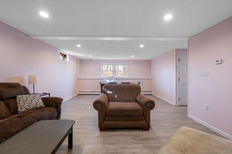 437 Somers Road Ellington CT 06029