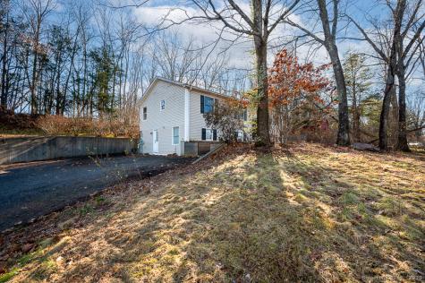 437 Somers Road Ellington CT 06029