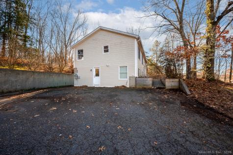 437 Somers Road Ellington CT 06029