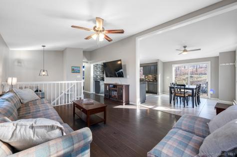 437 Somers Road Ellington CT 06029