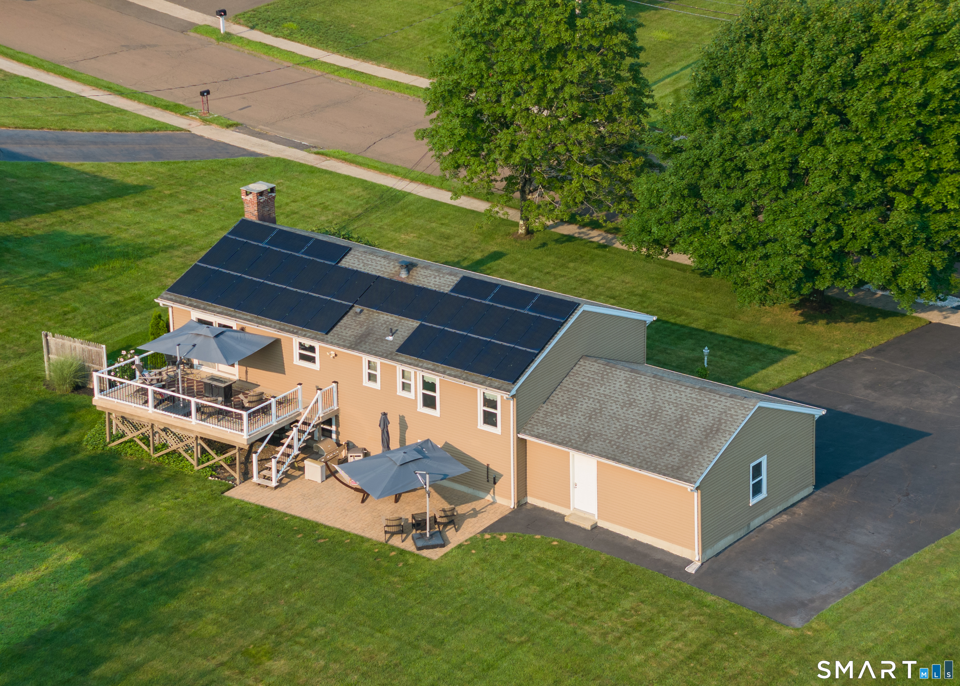 16 Brockett Farm Road North Haven CT 06473