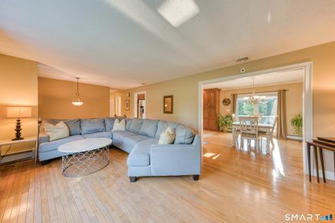 16 Brockett Farm Road North Haven CT 06473