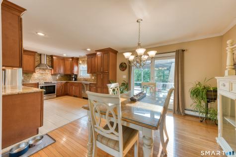 16 Brockett Farm Road North Haven CT 06473