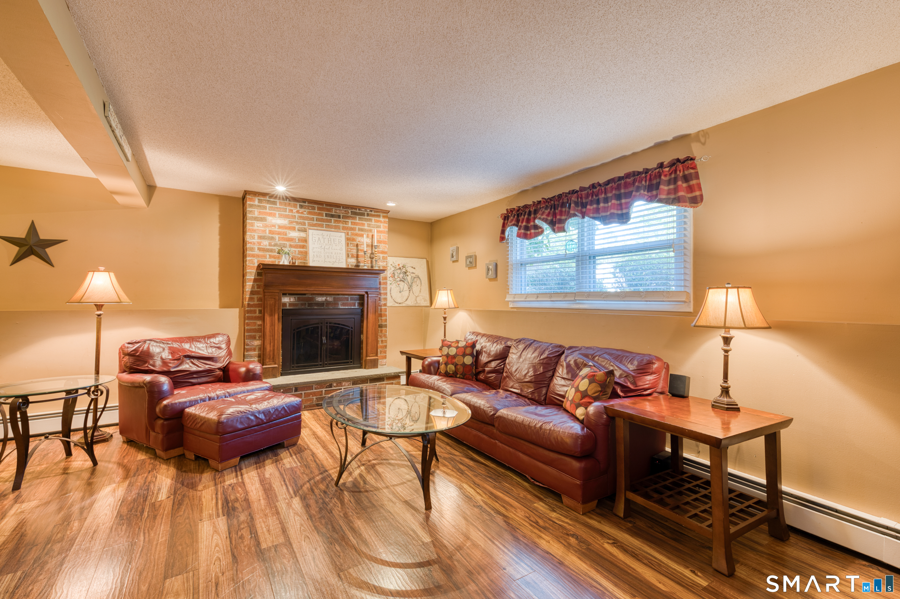 16 Brockett Farm Road North Haven CT 06473