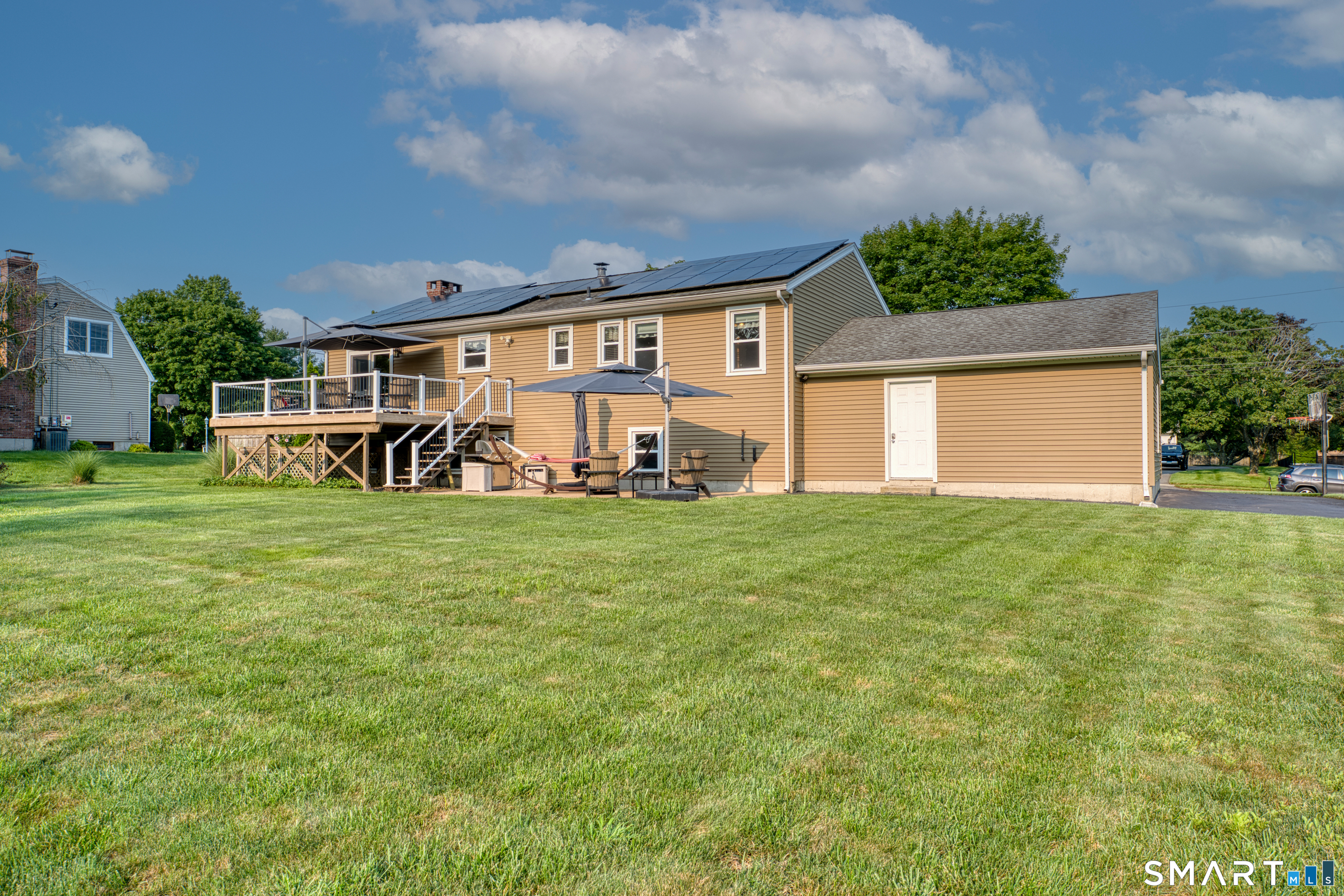 16 Brockett Farm Road North Haven CT 06473