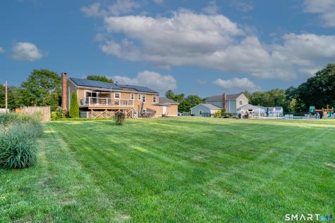 16 Brockett Farm Road North Haven CT 06473