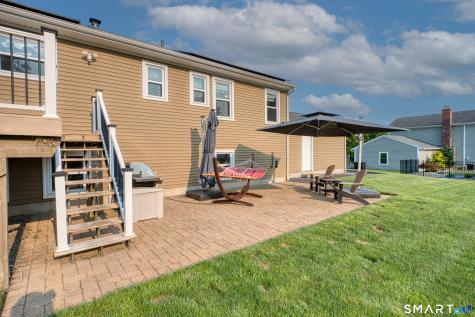 16 Brockett Farm Road North Haven CT 06473