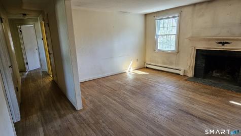 121 Hoskins Road Simsbury CT 06070