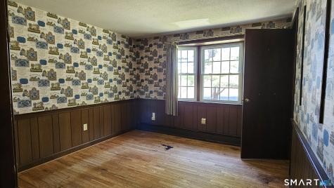 121 Hoskins Road Simsbury CT 06070