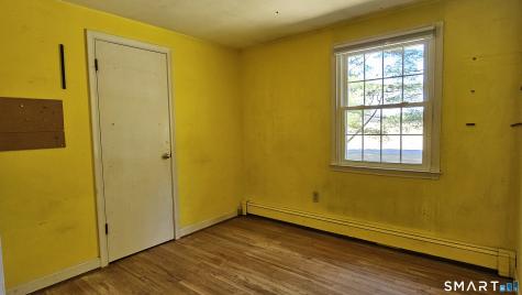 121 Hoskins Road Simsbury CT 06070