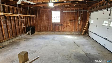 121 Hoskins Road Simsbury CT 06070