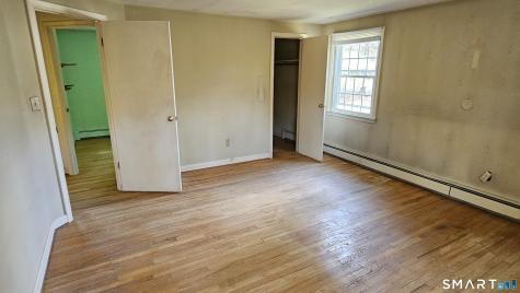 121 Hoskins Road Simsbury CT 06070