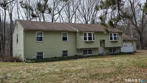 121 Hoskins Road Simsbury CT 06070