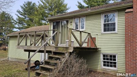 121 Hoskins Road Simsbury CT 06070