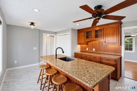 29 Homecrest Street Newington CT 06111