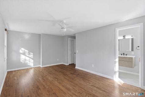 29 Homecrest Street Newington CT 06111