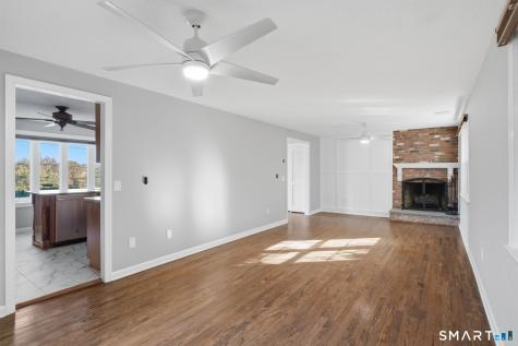 29 Homecrest Street Newington CT 06111