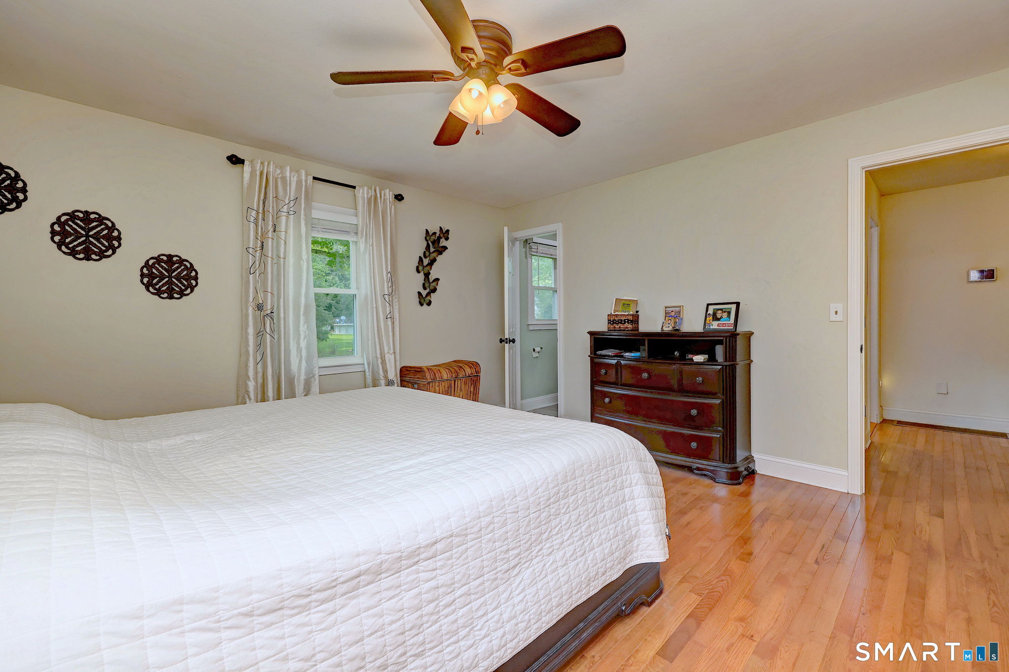834 Columbia Street Orange CT 06477