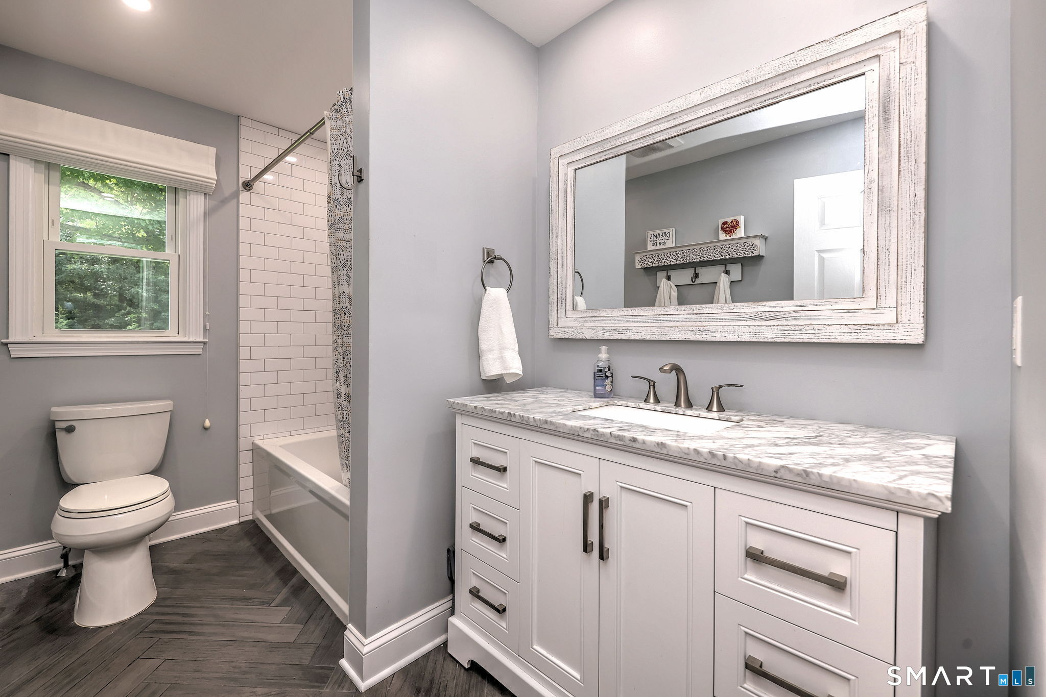 834 Columbia Street Orange CT 06477