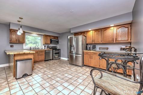 834 Columbia Street Orange CT 06477