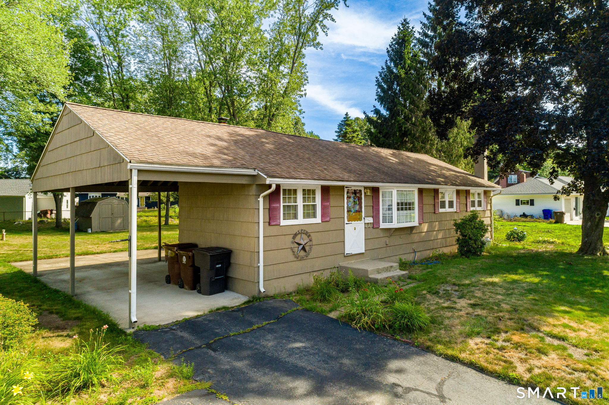 3 Arrow Street Enfield CT 06082