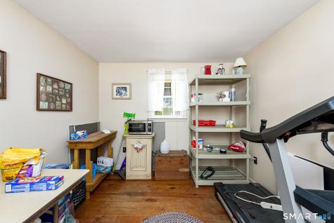 3 Arrow Street Enfield CT 06082