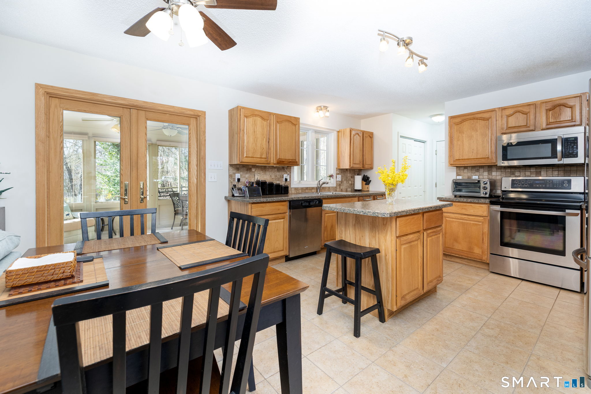 10 Eastfield Farms Drive East Granby CT 06026