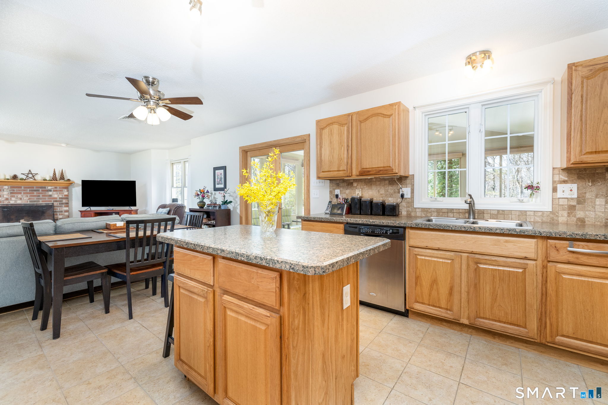 10 Eastfield Farms Drive East Granby CT 06026