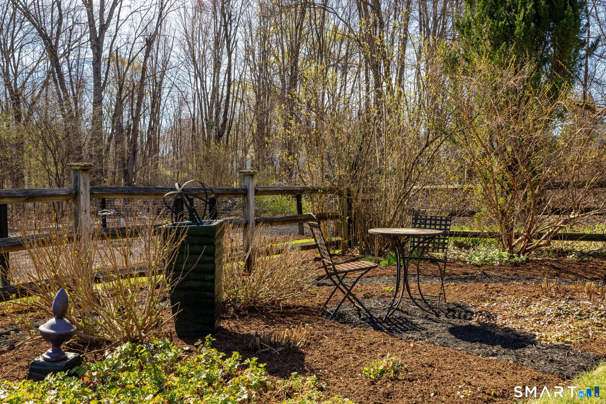 10 Eastfield Farms Drive East Granby CT 06026