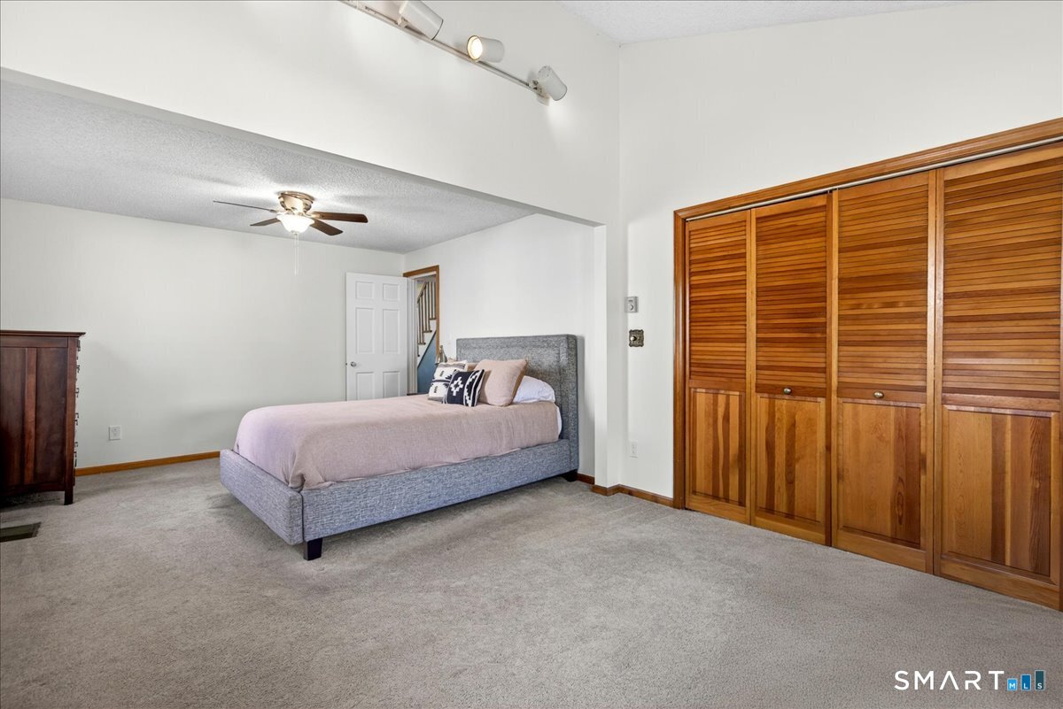 39 Westview Street Hamden CT 06514