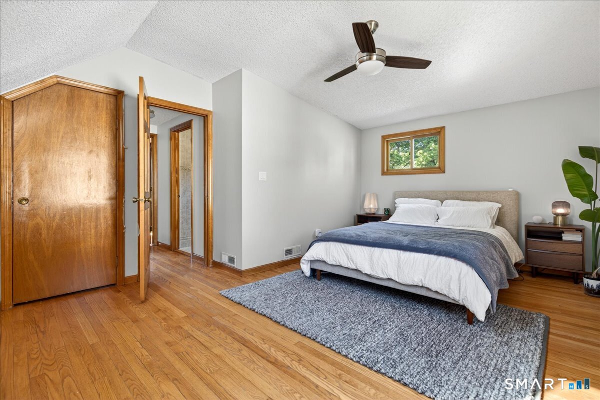 39 Westview Street Hamden CT 06514