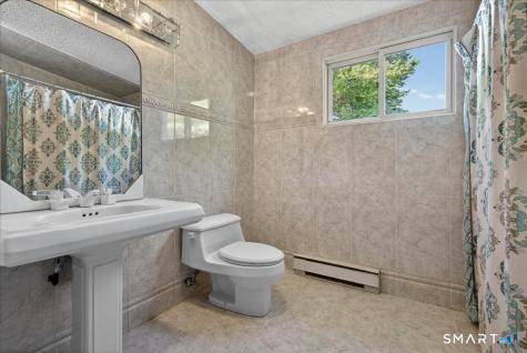 39 Westview Street Hamden CT 06514