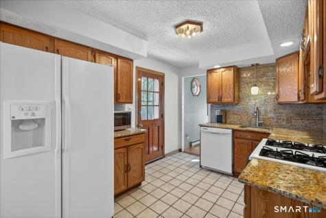 39 Westview Street Hamden CT 06514