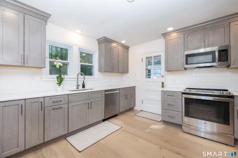 88 Grannis Street East Haven CT 06512