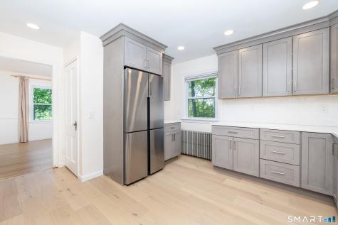 88 Grannis Street East Haven CT 06512