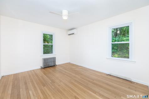 88 Grannis Street East Haven CT 06512